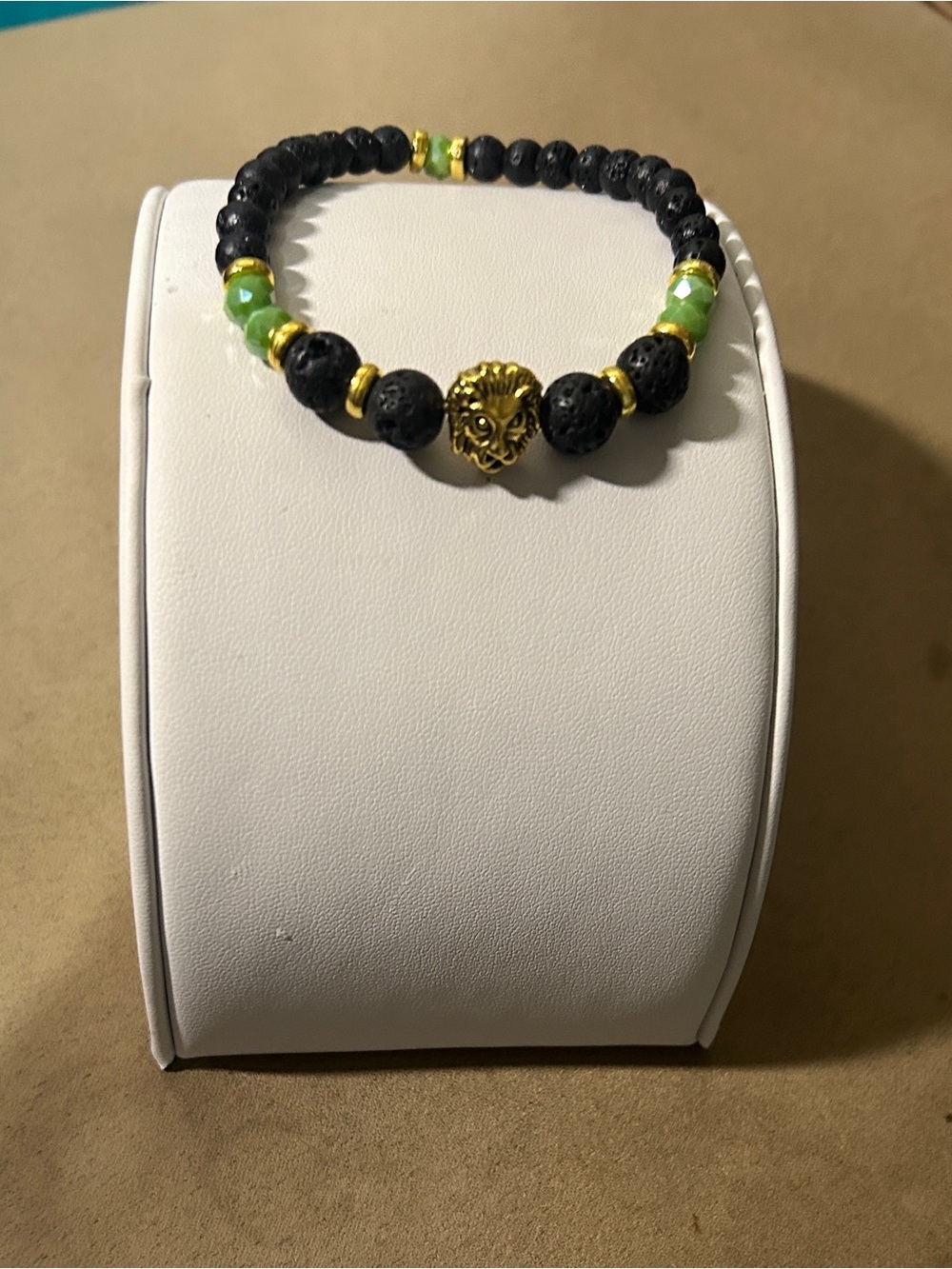Men's Black and Green Beaded Bracelet with Gold Accent - Picture 2 of 4
